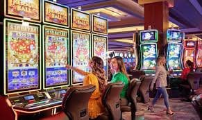 Tampilan permainan Mega Wheel di eurotogel dengan roda besar dan segmen pembayaran yang berwarna-warni